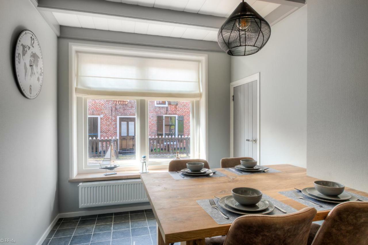 Villa Vakantiehuisje 'T Is Wad à Moddergat Extérieur photo